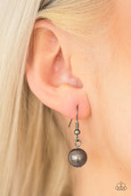 Load image into Gallery viewer, Catwalk Champ - Black