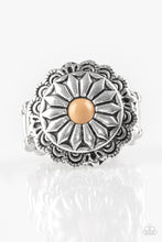 Load image into Gallery viewer, Daringly Daisy - Brown