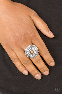 Daringly Daisy - Brown