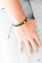 Load image into Gallery viewer, Tiki Traveler - Black