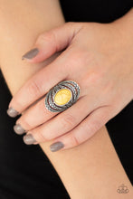 Load image into Gallery viewer, Royal Roamer - Yellow