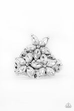 Load image into Gallery viewer, Gardenia Grandeur - White