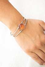 Load image into Gallery viewer, Winning Glow - Orange